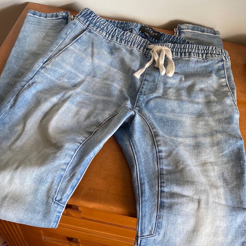Pacsun men’s active stretch paint splattered jeans
